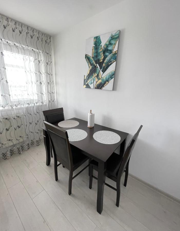 Elite Apartment Targoviste Exterior photo